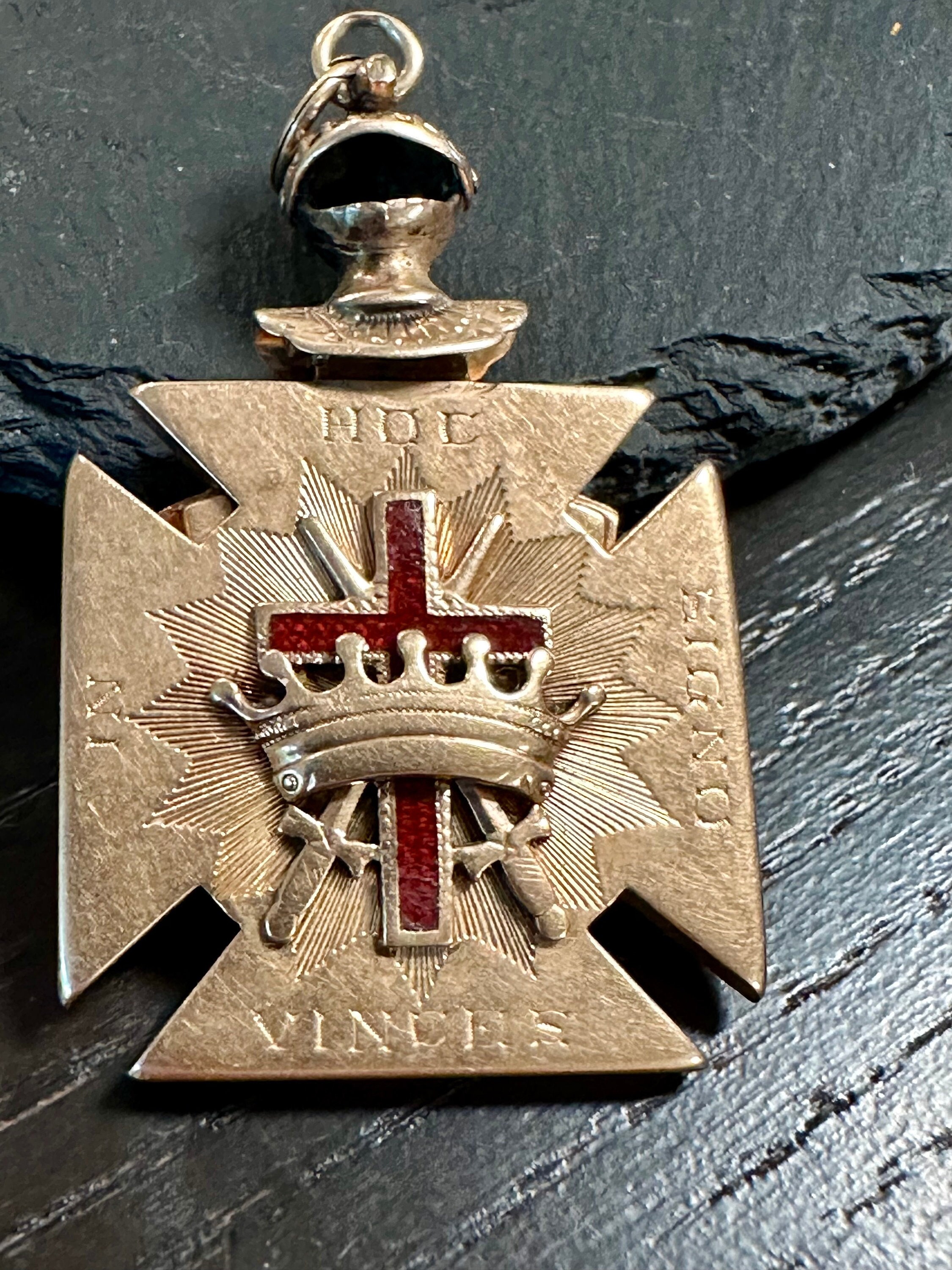 14k Antique Masonic Knights of Templar-red Enameled Cross & Crown 