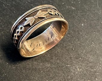 14k Band Victorian Cigar band, wide, rose gold intriguing design, size 6  1/3 Engraved Gussie