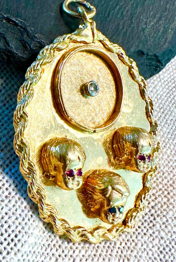 14k important 1950s solid gold big charm for moth… - image 7