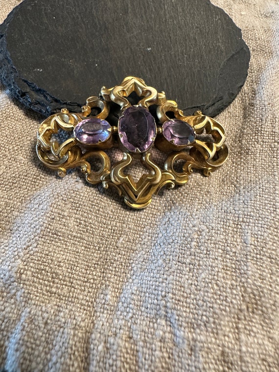 10k tiered large Brooch with 3 genuine Amethyst-V… - image 2