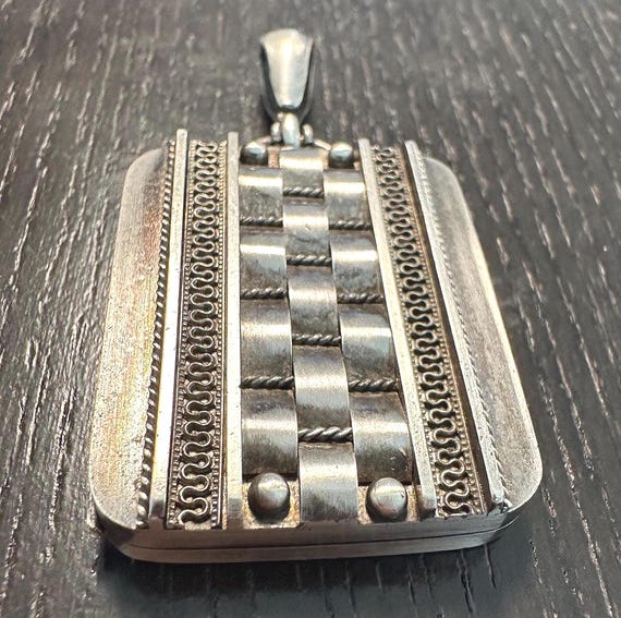 Locket Sterling rare Rectangular vertical raised … - image 2