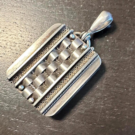Locket Sterling rare Rectangular vertical raised … - image 8