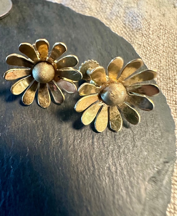 14k antique Flower screw back earrings-spring flo… - image 1