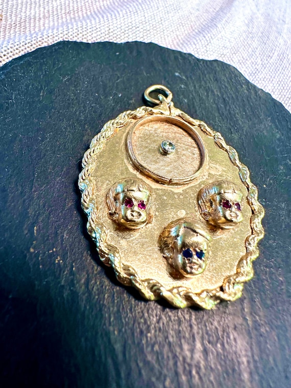 14k important 1950s solid gold big charm for moth… - image 1