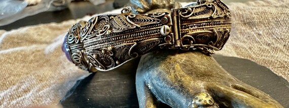 Chinese export silver bracelet vintage- gilt carv… - image 9