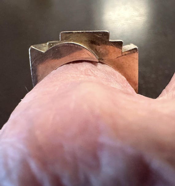 14k ring-Statement Modernist, clean scupltural De… - image 7