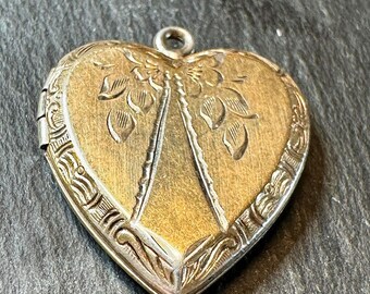 Heart Locket Sterling vermeil hand engraved no monogram sweet keepsake for photos