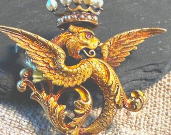 14k Griffin unique hand wrought Brooch-Sculpturally Magnificent with natural perfect pearl crown-Top Quality and design