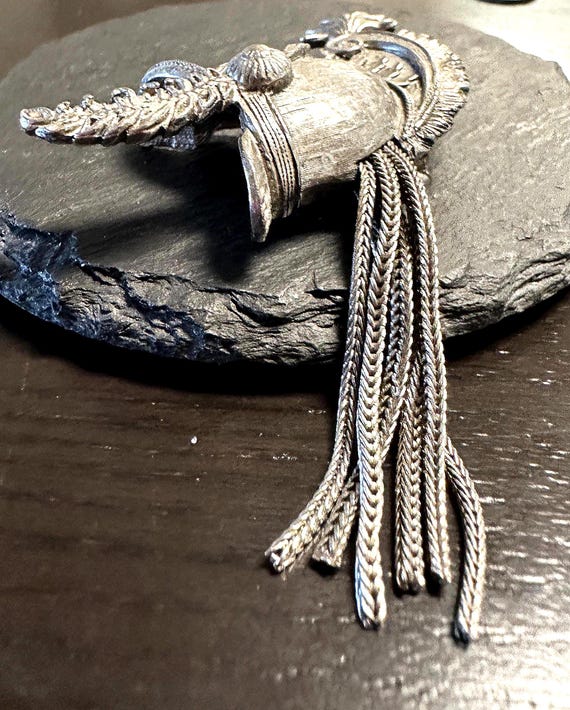 Silver Gladiator vintage designer-statement piece - image 3
