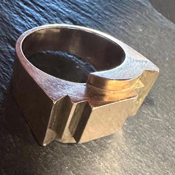 14k ring-Statement Modernist, clean scupltural De… - image 1