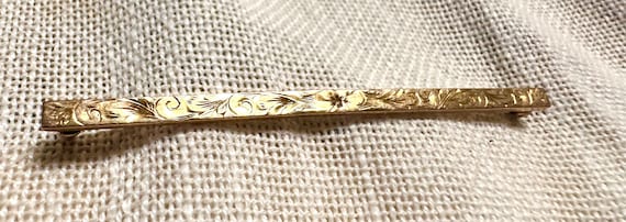 1911 -14k Beautifully hand engraved 2 1/2" in len… - image 1