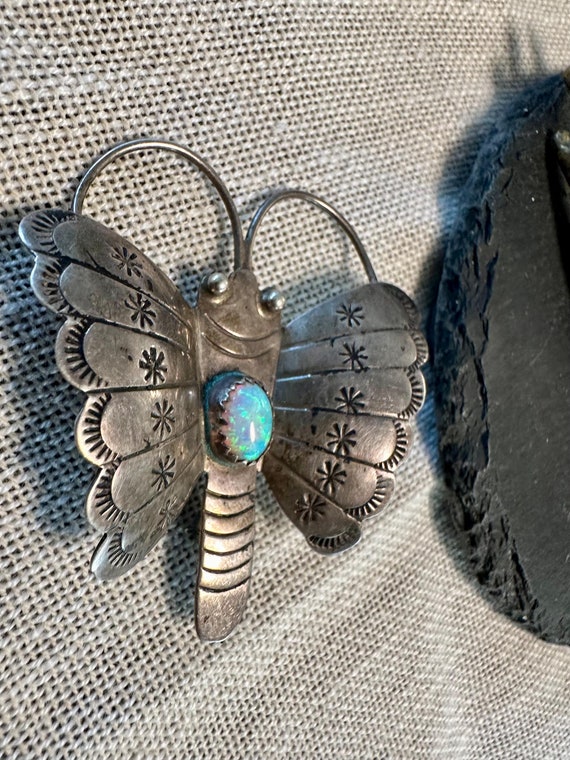 Beautiful Vintage Native American Navajo Black Onyx Sterling Silver Butterfly Pin Beautiful Vintage Native American Navajo Black Onyx Sterling Silver Butterfly Pin
