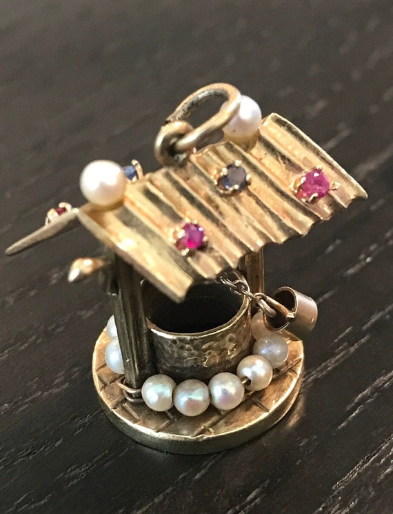14k 1950s charm jeweled moving parts Wishing Well 