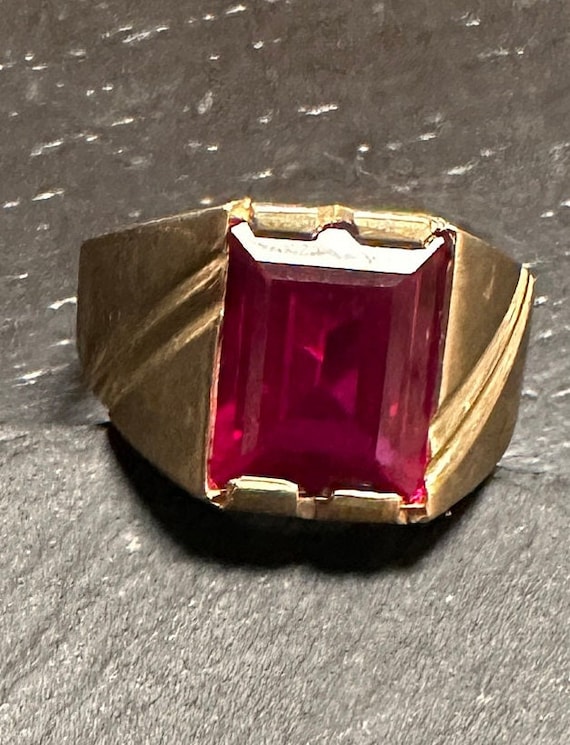 10k man made rectangular red ruby ring-clean mode… - image 5