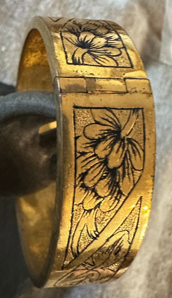 Victorian black enamel oval bangle bracelet-flora… - image 8