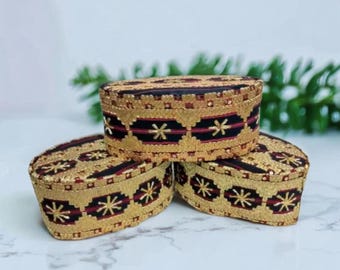 Chapeau tapis peci indonésien, authentique tapis indonésien Songkok, Songkok doré et noir artisanal, couvre-chef islamique traditionnel