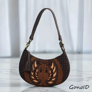 Unique Batik Motif Bag, Genuine Leather Crossbody, Elegant Women&#39;s Purse, Genuine Leather Bag,  Crescent Bag, Boho Chic Handbag