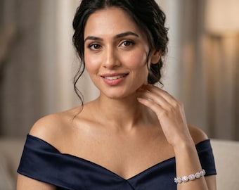 Lab Grown Oval Halo Bracelet, Vintage Inspired Diamond Tennis Bracelet, Elegant Dainty Bracelet for Women, Bridal Gift