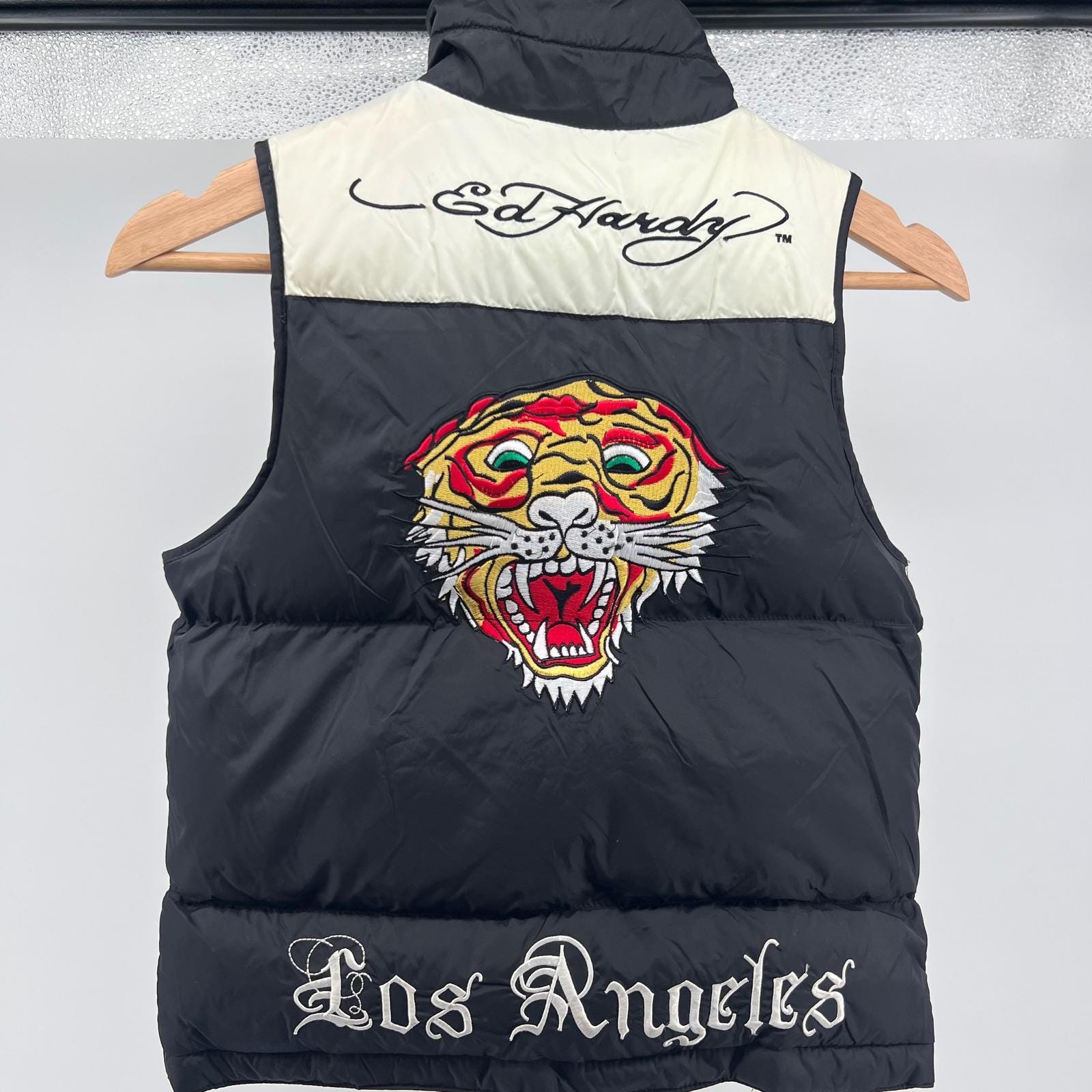 Vintage Y2K Kids Ed Hardy Black Puffer Vest Tiger Logo Los Angeles 