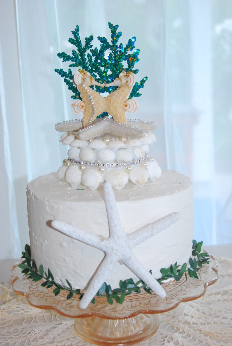 kissing seahorses starfish wedding