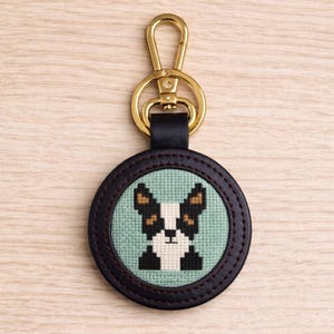 Patrón de llavero bordado con diseño de Boston Terrier, diseño de perro esmoquin (descarga en PDF)