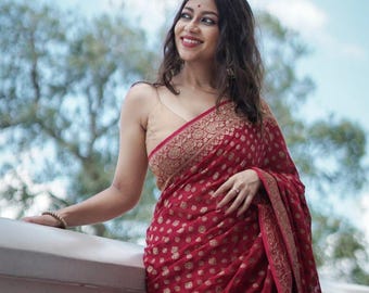 Sari de seda suave Banarasi rojo: tejido dorado Zari, atuendo de boda indio