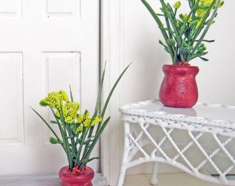 Pair of Dollhouse Yellow Flower Plants, 12th Scale