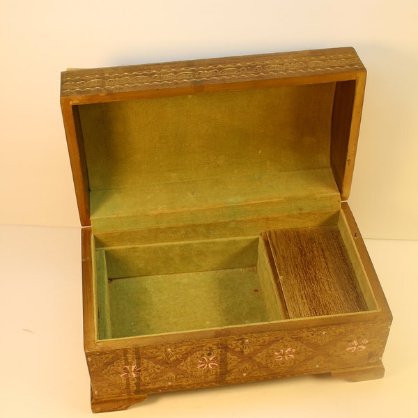Italian Florentine Box Italian Gilt Wooden Box Hand Painted Florentine Jewelry Box  Italian Gold Gilt  Tole Trinket Box Gold Florentine Box