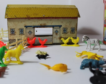 Vintage Litho 1950s Marx Toys Marx  Farm Building and Zoo Animals too  Toy Collectible Marx Co. Collectible