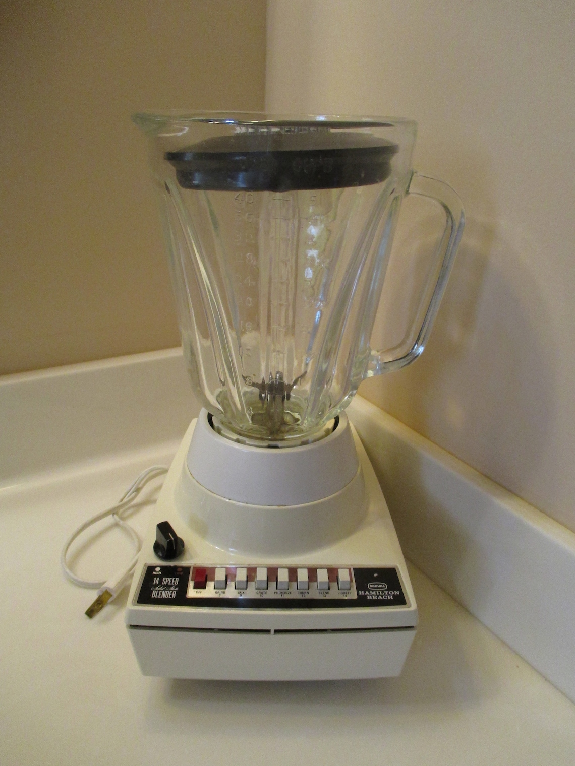 Vintage Hamilton Beach Blender 14 Speeds 1970