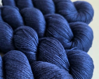 Cozy Mulberry - Blue - Mulberry Silk & Cotton - Fingering Weight - 433m/100g