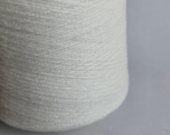 Like a cloud - 75/25  Brushed Cashmere Yarn/Silk - 1/12Nm - 300m per 25g - White