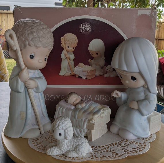 precious moments 置物　4個 O Come Let Us Adore Him 9