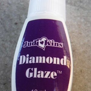 Diamond Glaze Clear Adhesive 2oz great for Photo Jewelry and Altered Art  Tim Glue for Jewelry Making 