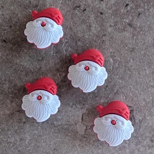 4 Santa Face Shank Buttons Size 11/16".
