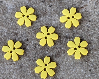 6 Bright Yellow Primrose Large Flower Buttons Size 13/16"
