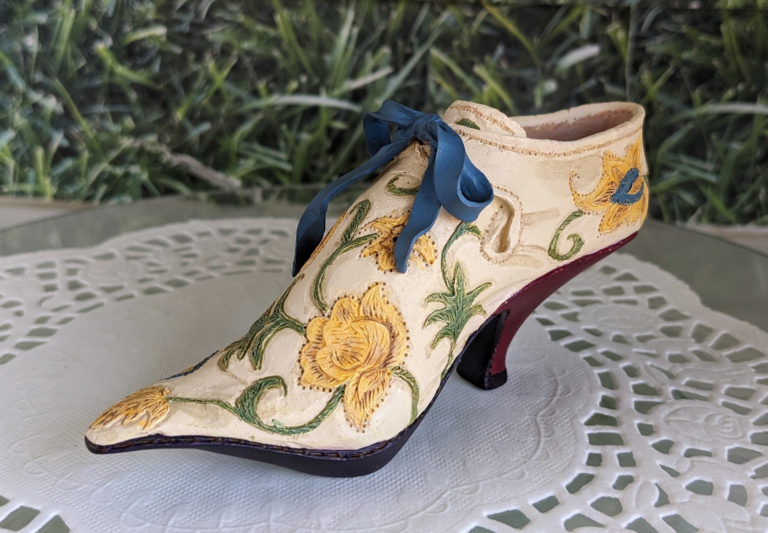 Brocade Court Just the Right Shoe by Raine Figurine - Etsy
