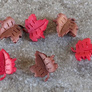 6 Fall Harvest Leaves Shank Buttons Size 5/8&quot;