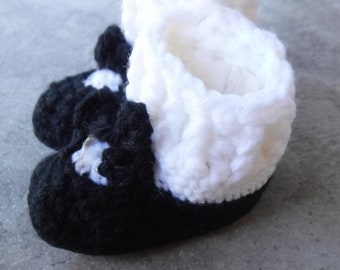 Extra Large Knit Black and White Doll Booties