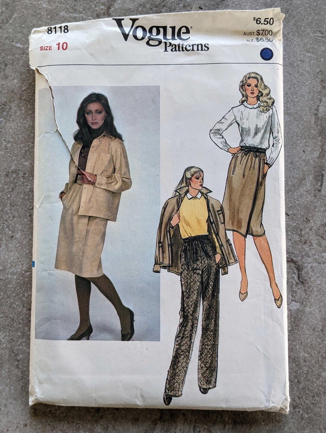 Vogue Pattern Misses Jacket, Skirt and Pants 8118 Complete