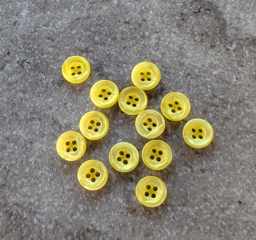 13 Lemon Yellow Foil Look Rim Mini Round Buttons Size 3/8