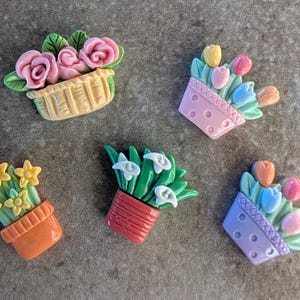 2 Flower Basket Flat Back Embellishment Buttons You choose the style