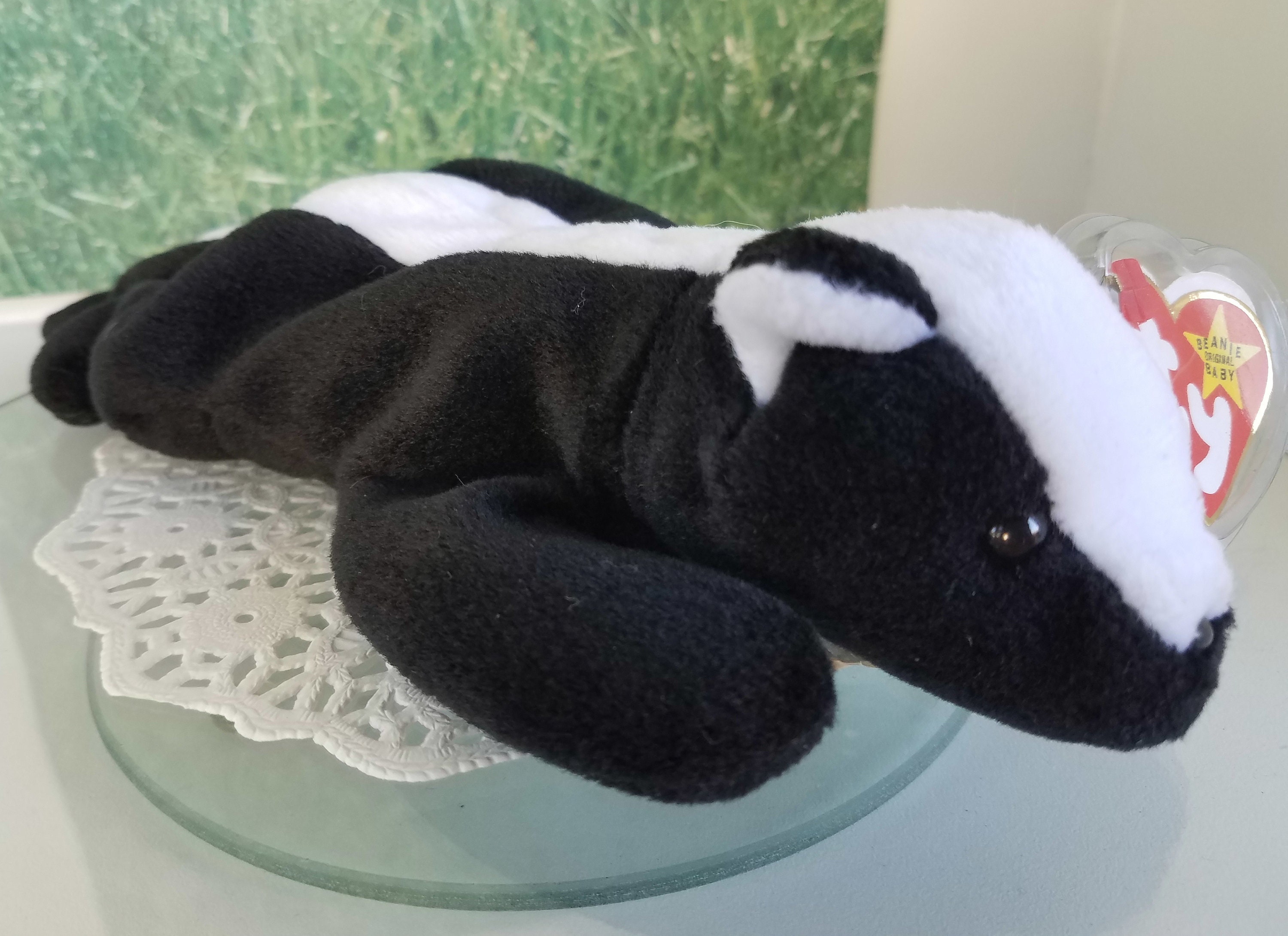 Ty Beanie Babies Stinky The Skunk Plush Toy for sale online Ty Beanie Babies Stinky The Skunk Plush Toy for sale online