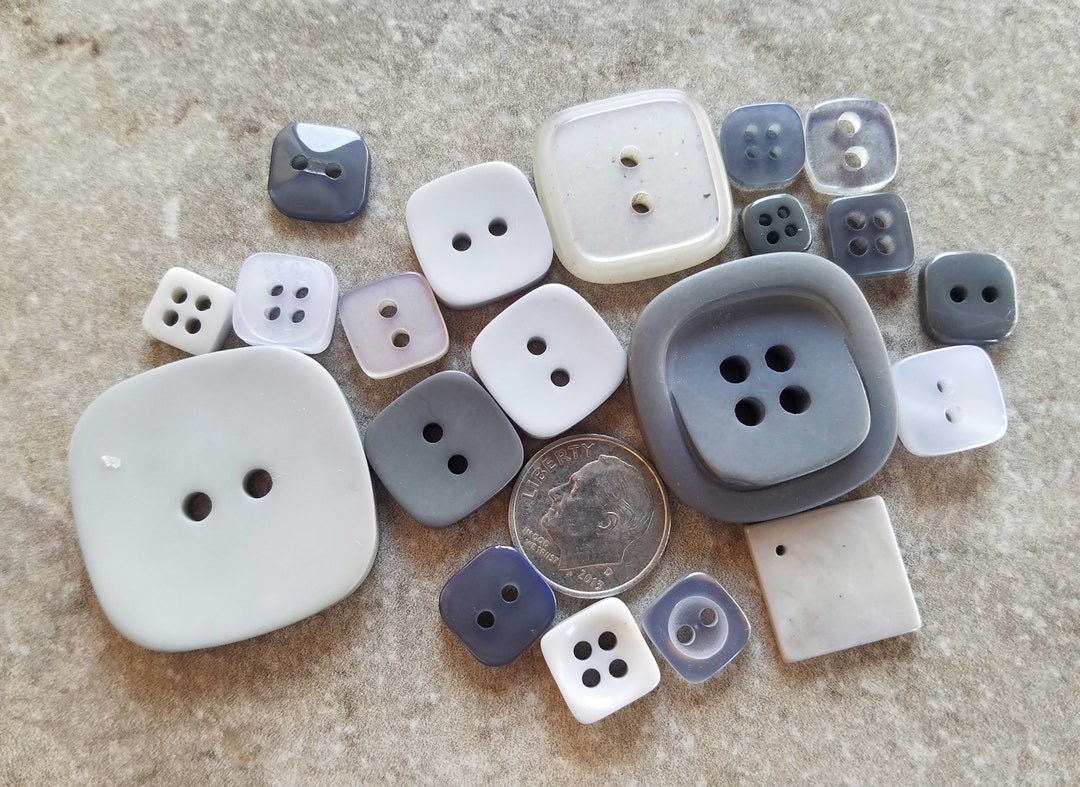 【COLOR iN ID】square buttons bag 61z1Evw-I8L._UF350,350_QL50_.jpg