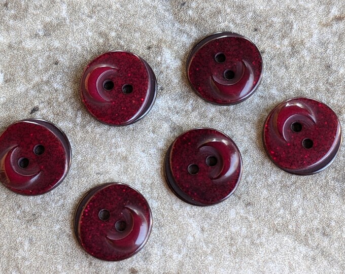 6 Wine Red Moon Edged Round Buttons Size 9/16