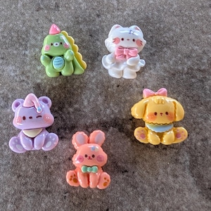 3 Itty Bitty Babies Flat Back Embellishment Buttons You choose the style