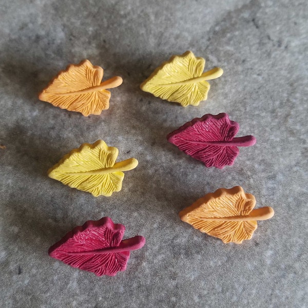 6 Leaves Fall Colors Multi Shank Buttons Size 13/16" Crafting Sewing