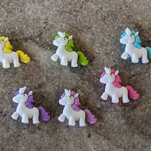 3 Unicorn Shank Buttons Size 1&quot; You choose the color