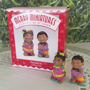 PendaKids Hallmark Merry Miniatures Set Valentine 1997