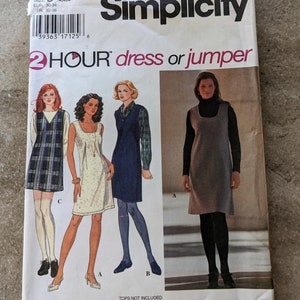 Simplicity Misses Miss Petite Dress or Jumper 9760 Complete, Partially Cut Size 4,6,8
